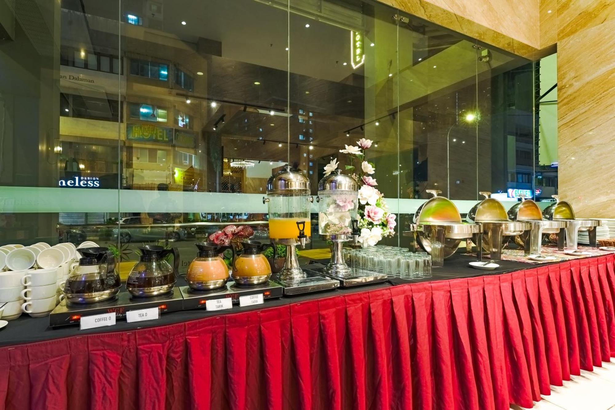 Lazdana Hotel Kuala Lumpur — Photos 1